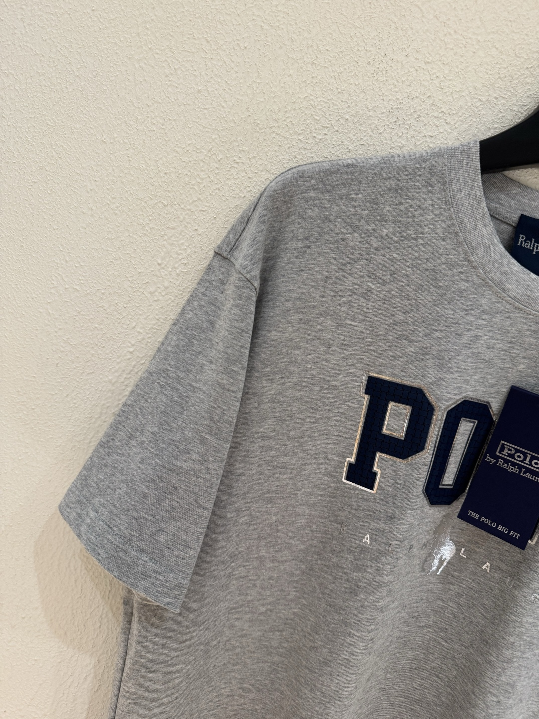 POLO 25FW新款圆领T恤！潮人必备！胸前定制品牌图形烫画工艺.经典G字母Polo设计.减龄搭配.色