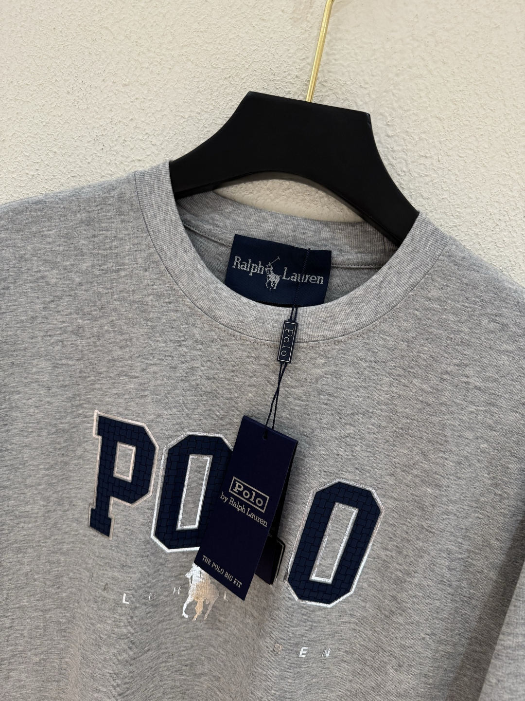 POLO 25FW新款圆领T恤！潮人必备！胸前定制品牌图形烫画工艺.经典G字母Polo设计.减龄搭配.色