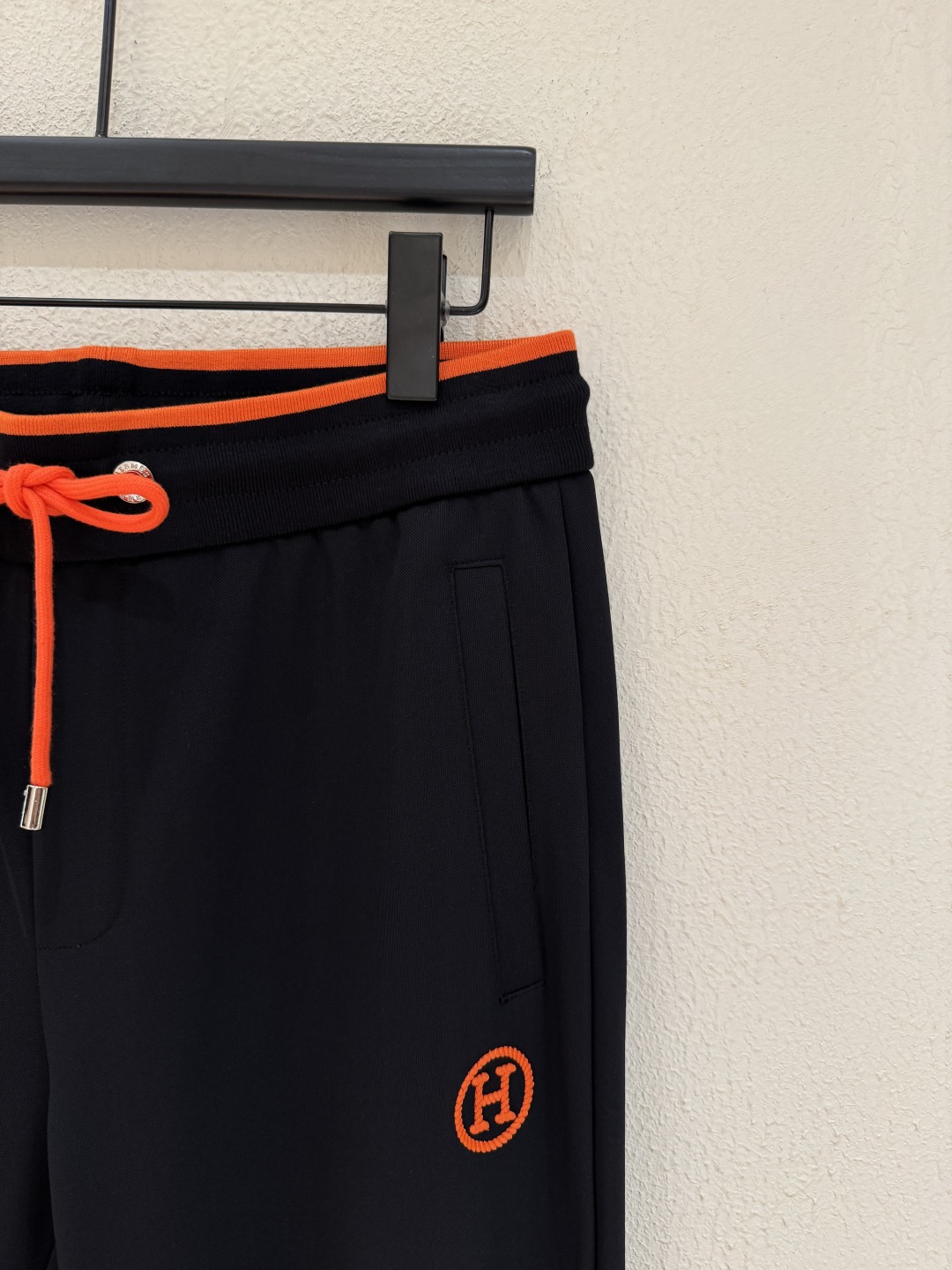 Hermes Black Hoodie and Joggers Set with Orange Trim & Horse Embroidery 4 cmp i1756599868573 6437 0 3
