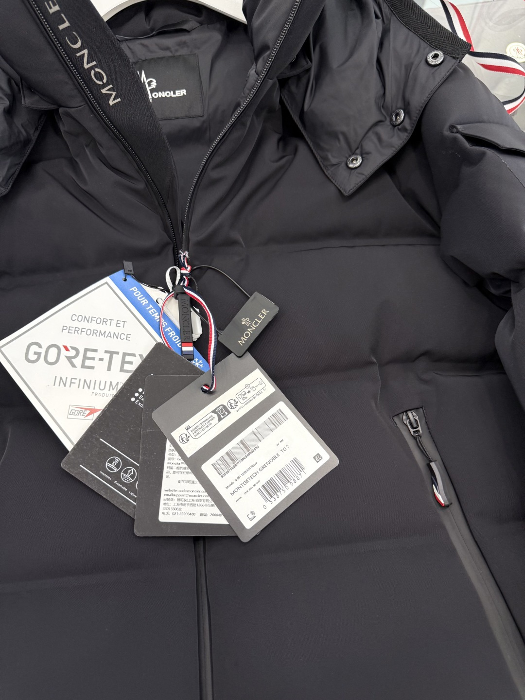 Moncler Montgetech高端男士短款羽绒夹克外套.特殊面料➕全压胶工艺➕鹅绒填充.更多细节实