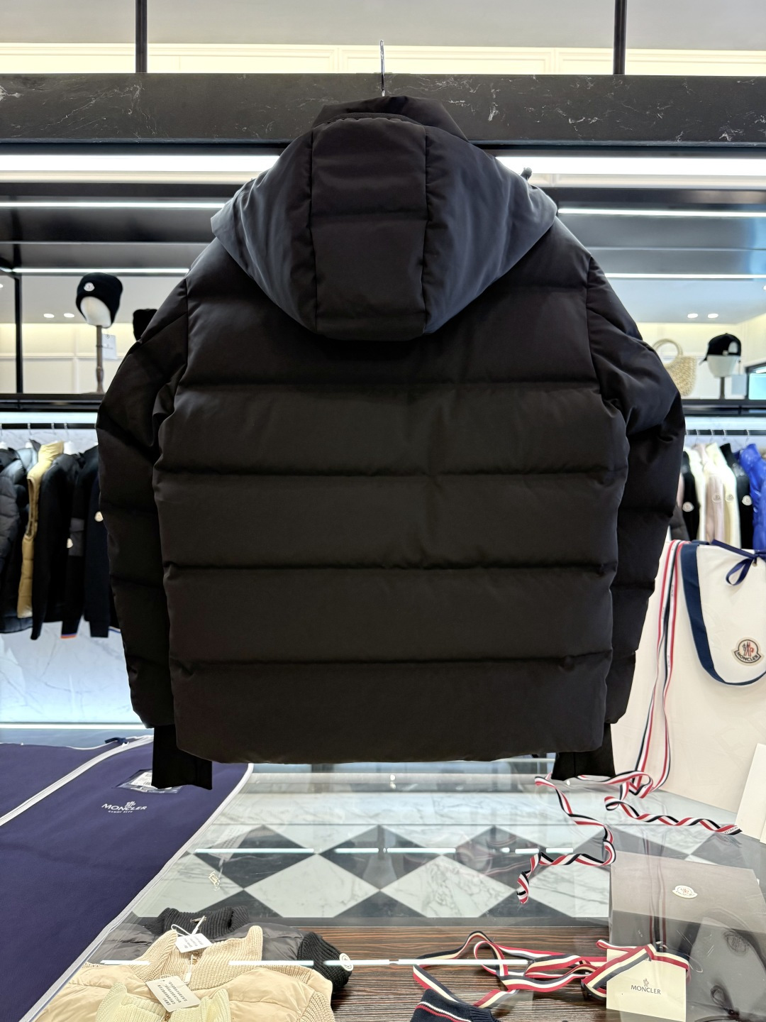 . 535385_630 535385_630