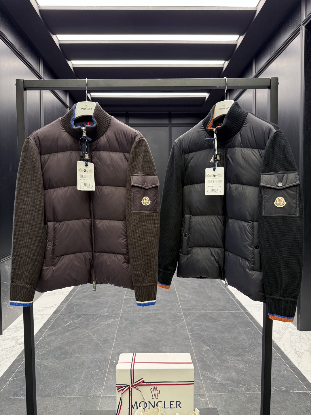 L-4XL（对应1-5码） P320 monzz05 
Moncler Cardigan男士羽绒加衬羊毛和羊绒拉链开衫.深棕色/黑色.两色推送. D00680