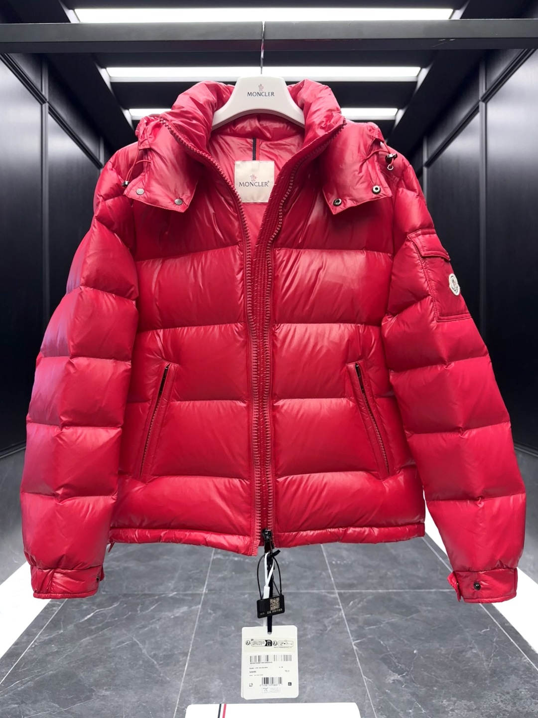 Moncler Maire Down Jacket: Women's Classic Short Puffer Coat 8 cmp i1755515686905 329 0 5