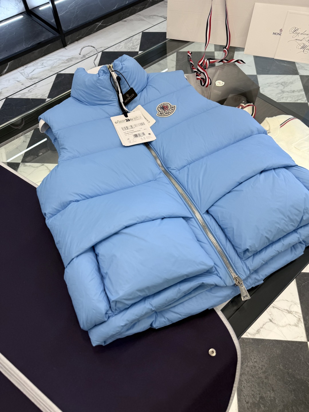 p530 Moncler x Christopher Raxxy 明星同款男女款 3D绗缝拉链羽绒马甲.更多细节实拍.