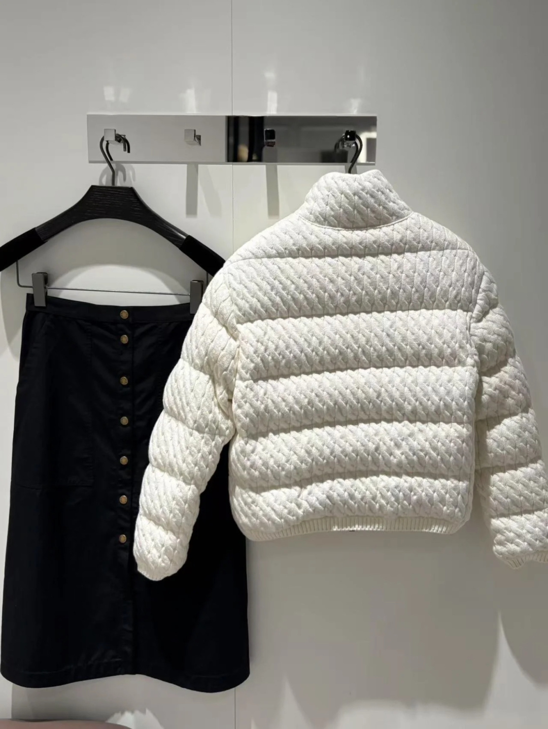 Moncler Cardigan夹层羊毛棉质绞花针织混纺拼接羽绒开衫.柜台实拍参考.