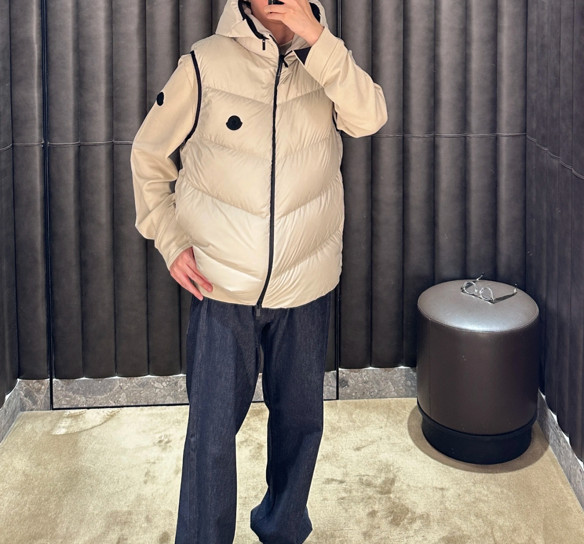 上身效果｜Moncler Guersac男士斜纹绗缝连帽羽绒马甲.男女上身都好看.