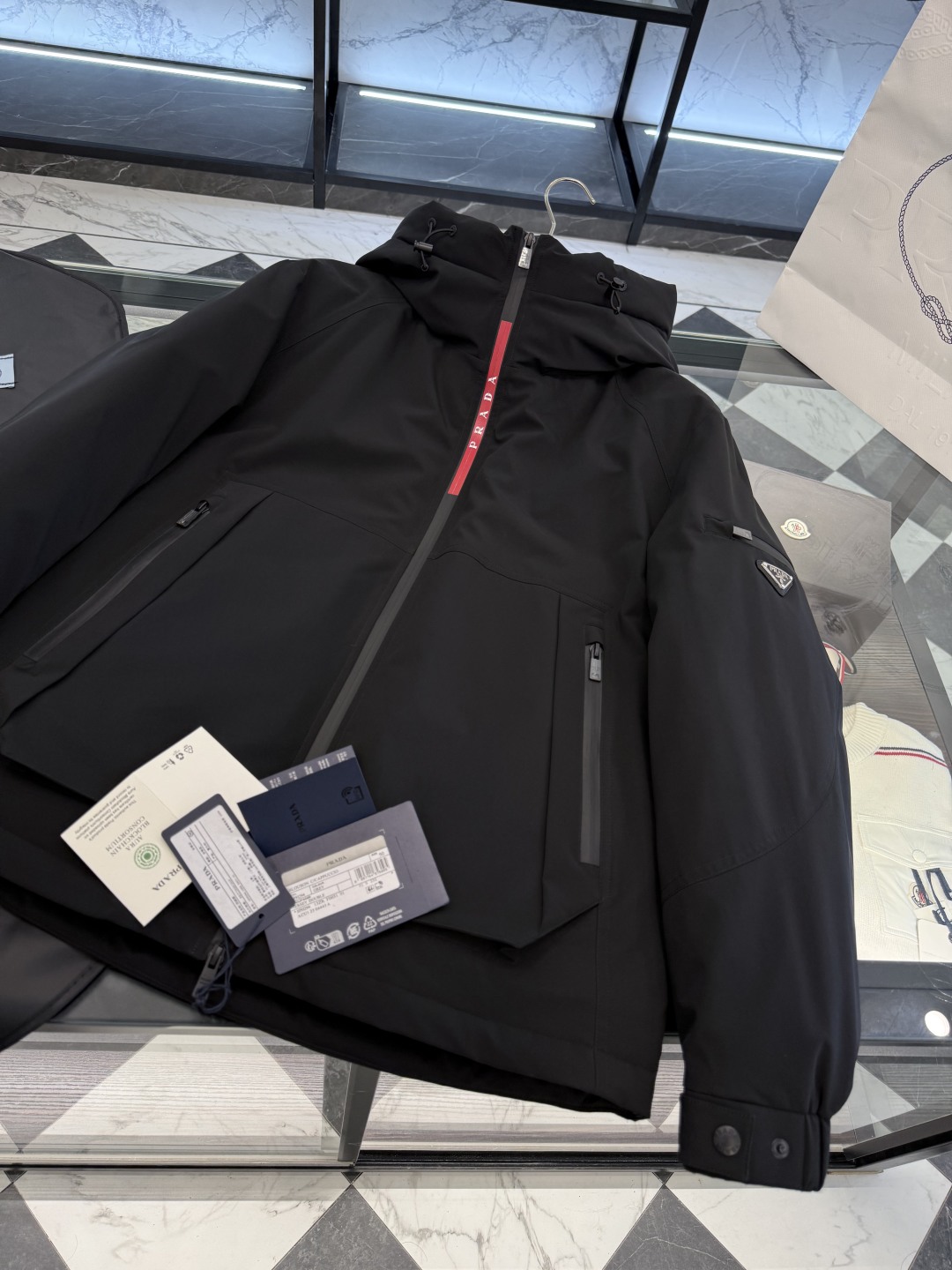 Prada Goose Down Padded Jacket Outfits Classic Red Label Lightweight Business 6 cmp i1759083629946 6650 0 4
