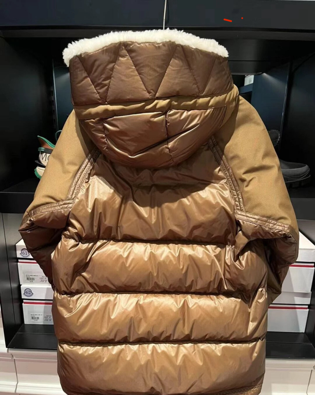 Moncler Grenoble 男士Morgins羊毛皮拼接里羽绒服.原版3W+购入开发.高端单品.柜