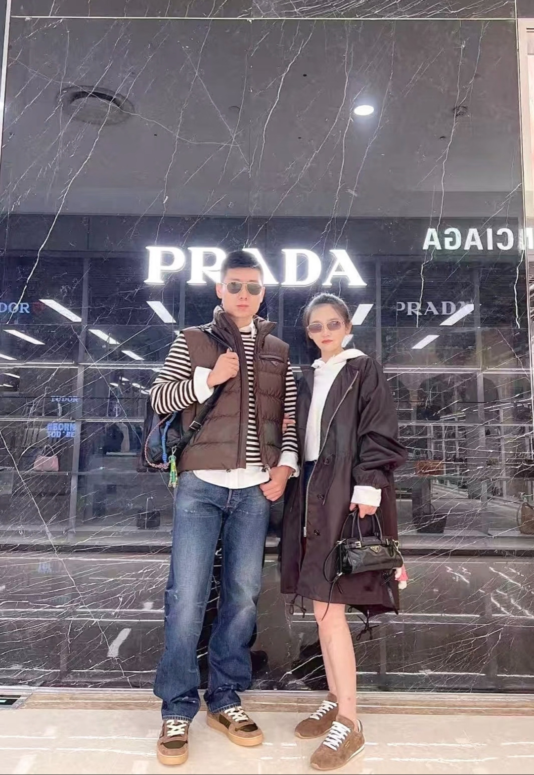 上身效果｜PRADA Re-Nylon 2025全新限定配色可可棕.经典羽绒马甲.这个配色真的绝了.必须