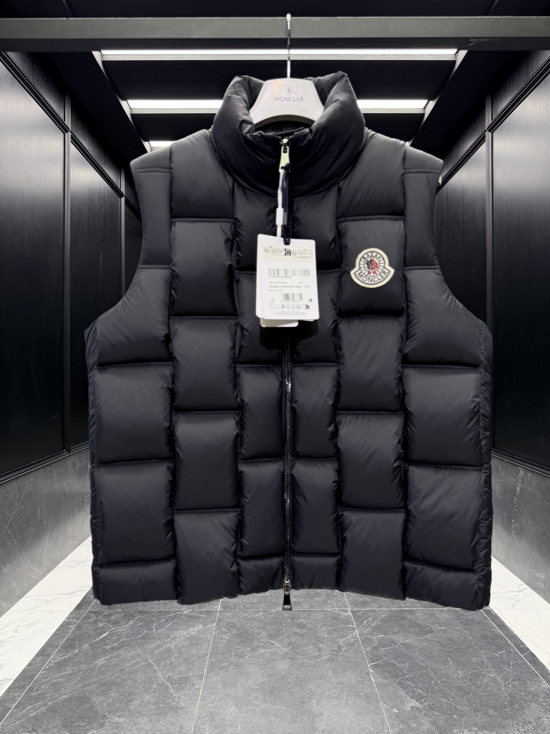 特级羽绒⬆️Moncler x ChristoPher Raxxy 明星同款 男女款3D绗缝拉链羽绒马甲