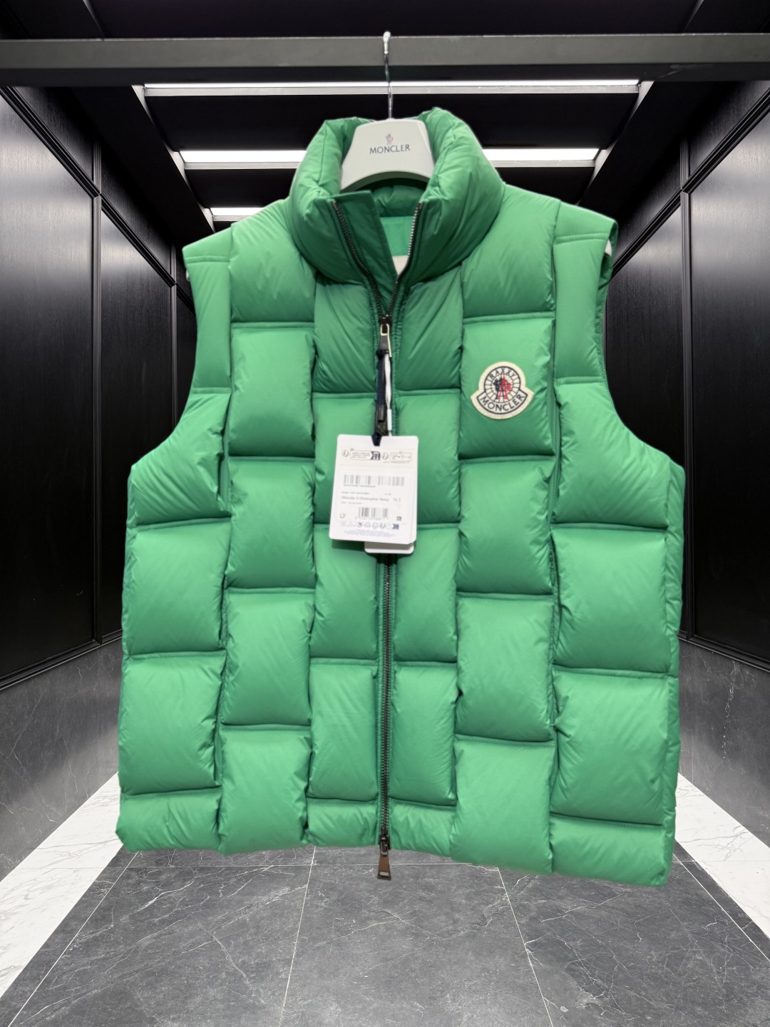 特级羽绒⬆️Moncler x ChristoPher Raxxy 明星同款 男女款3D绗缝拉链羽绒马甲