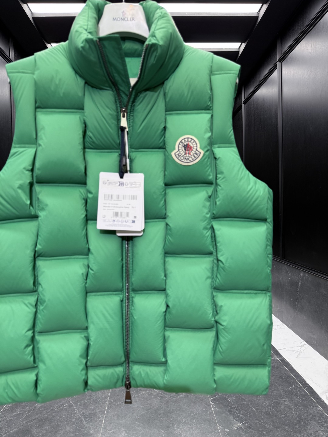 特级羽绒⬆️Moncler x ChristoPher Raxxy 明星同款 男女款3D绗缝拉链羽绒马甲