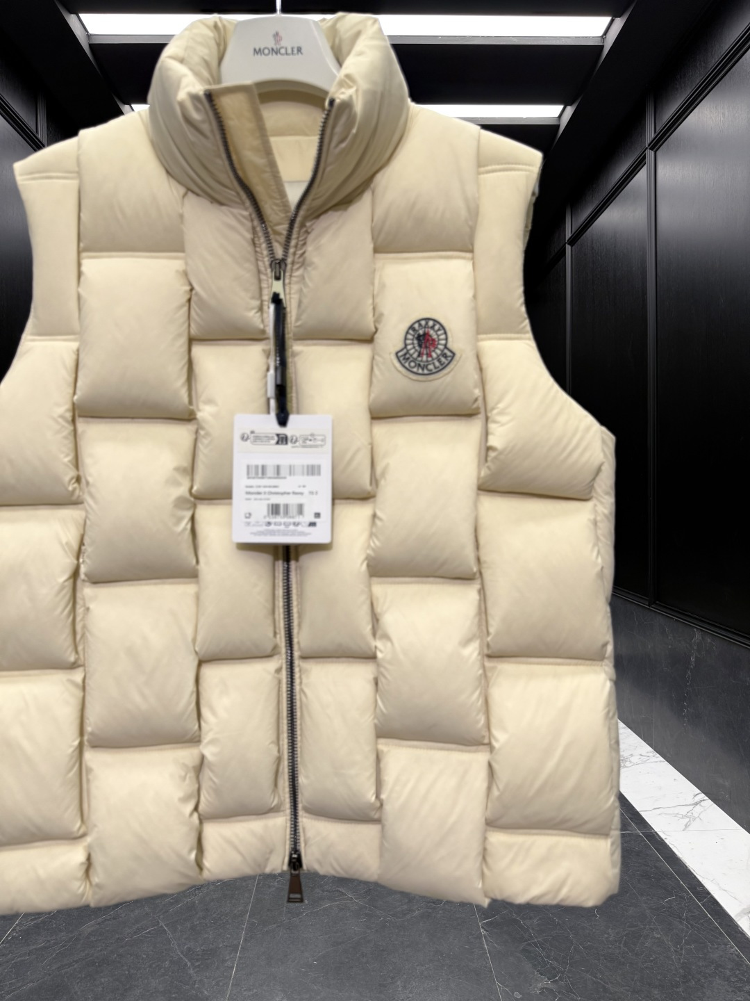 特级羽绒⬆️Moncler x ChristoPher Raxxy 明星同款 男女款3D绗缝拉链羽绒马甲