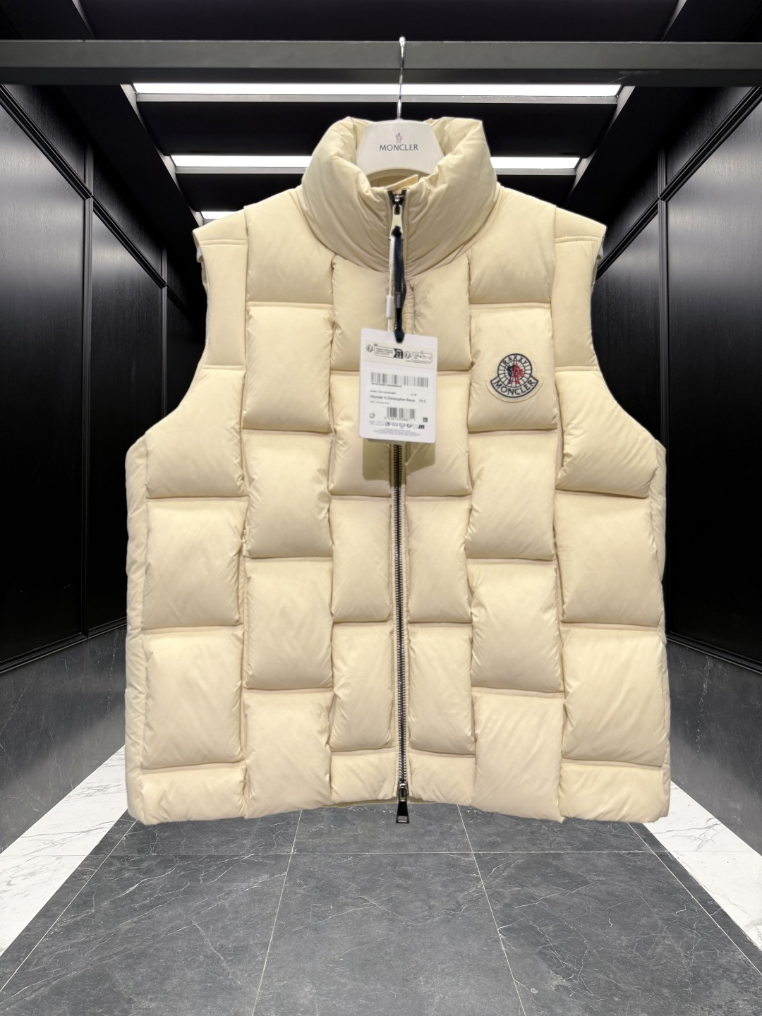 特级羽绒⬆️Moncler x ChristoPher Raxxy 明星同款 男女款3D绗缝拉链羽绒马甲