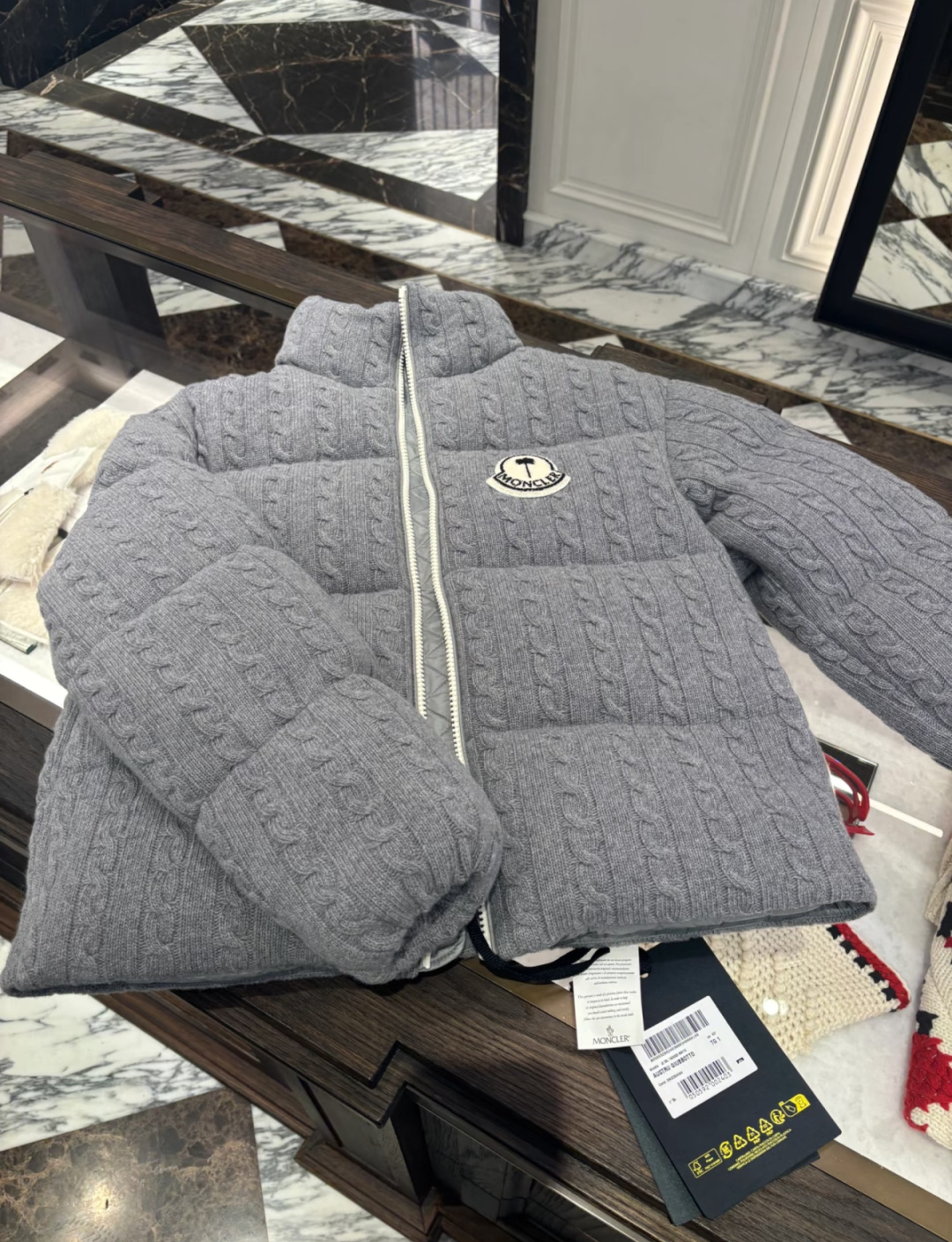 _d8C9shfiDs12GMbgUdcP_5PLR1-OgPmbNzvLFfQ