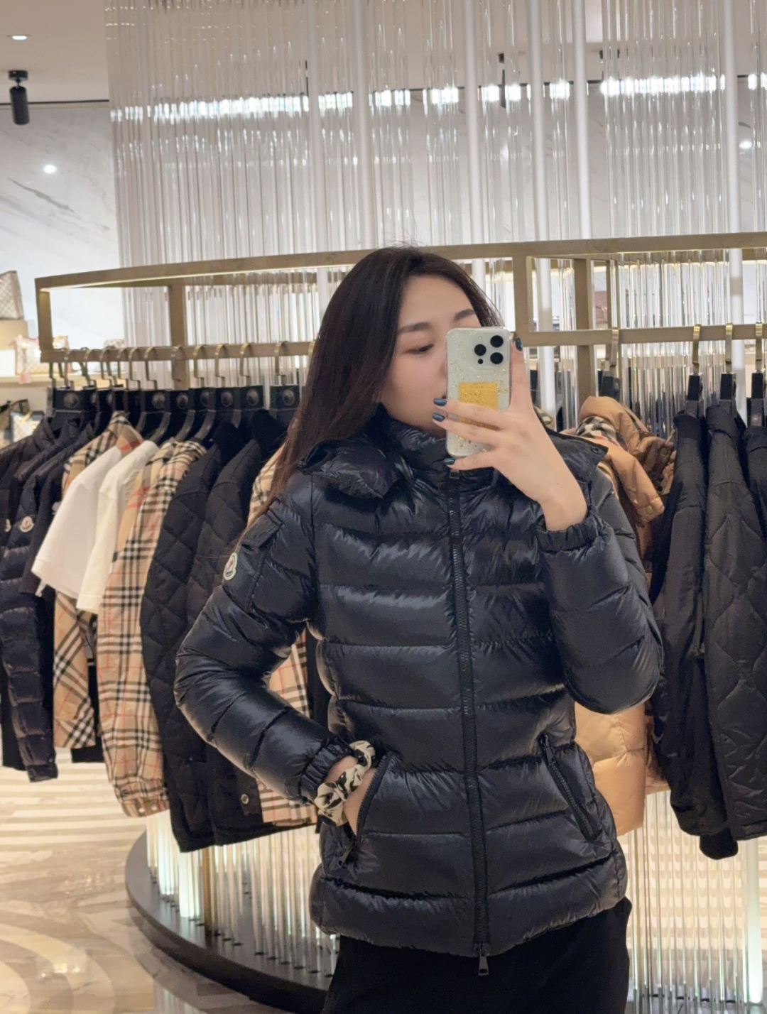 上身效果｜Moncler 王牌经典Bady女士连帽短款绒夹克外套.永久不过时.最好穿的版型.