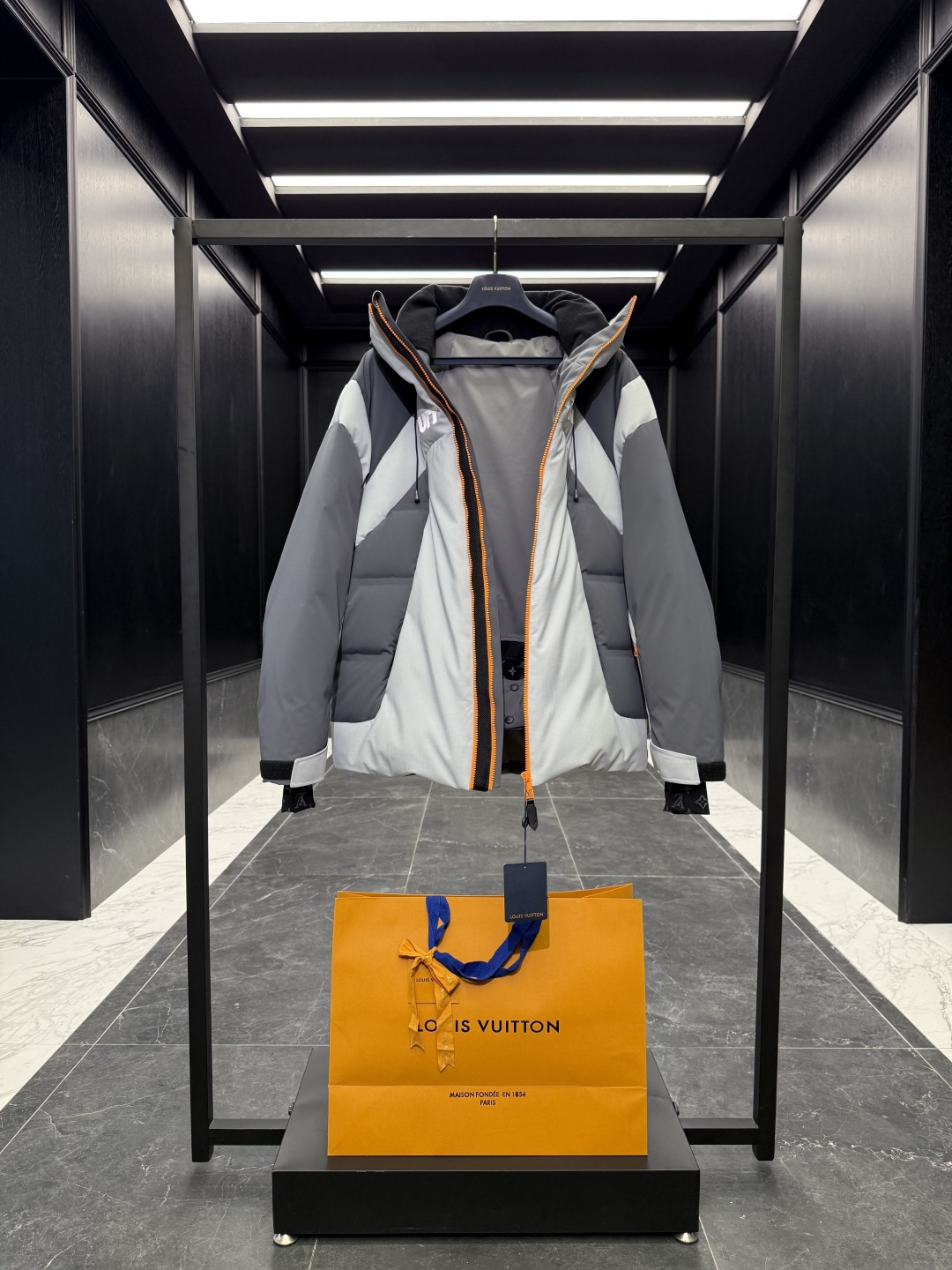 。顶级鹅绒 顶级版本 欢迎对比特级羽绒⬆️LOUIS VUITTON LV3390秋冬新款SKI滑雪系列