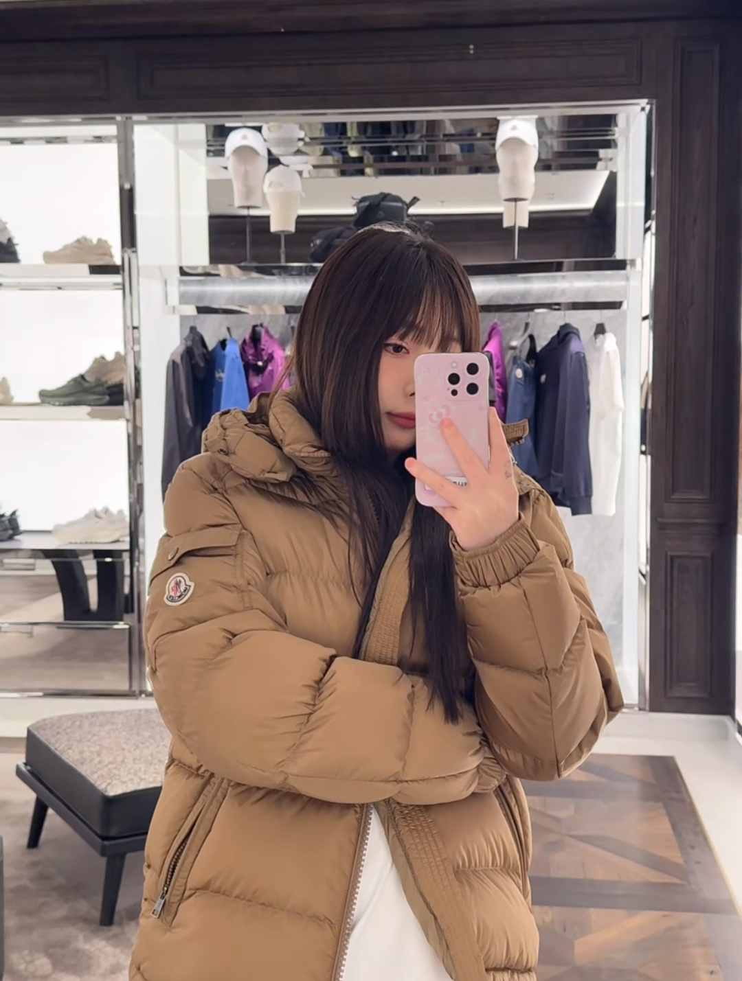 上身效果｜Moncler王牌经典,2025全新上市.Maya(全新科技尼龙)男士哑光短款羽绒夹克外套.限