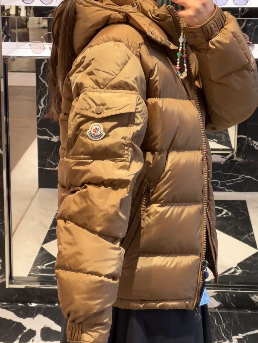 上身效果｜Moncler王牌经典,2025全新上市.Maya(全新科技尼龙)男士哑光短款羽绒夹克外套.限