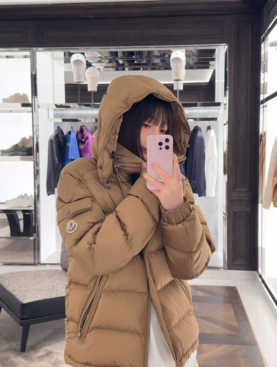 上身效果｜Moncler王牌经典,2025全新上市.Maya(全新科技尼龙)男士哑光短款羽绒夹克外套.限