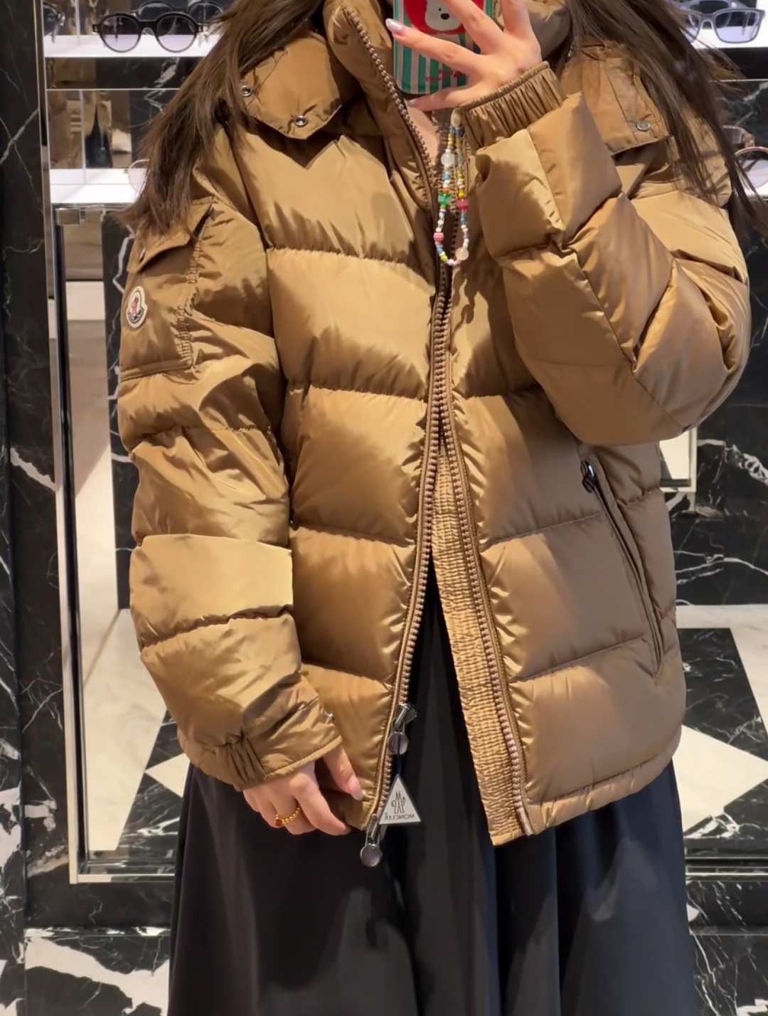 上身效果｜Moncler王牌经典,2025全新上市.Maya(全新科技尼龙)男士哑光短款羽绒夹克外套.限