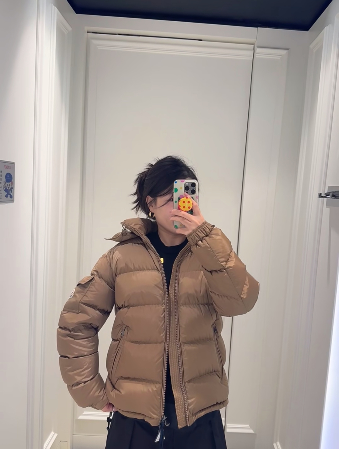 上身效果｜Moncler王牌经典,2025全新上市.Maya(全新科技尼龙)男士哑光短款羽绒夹克外套.限