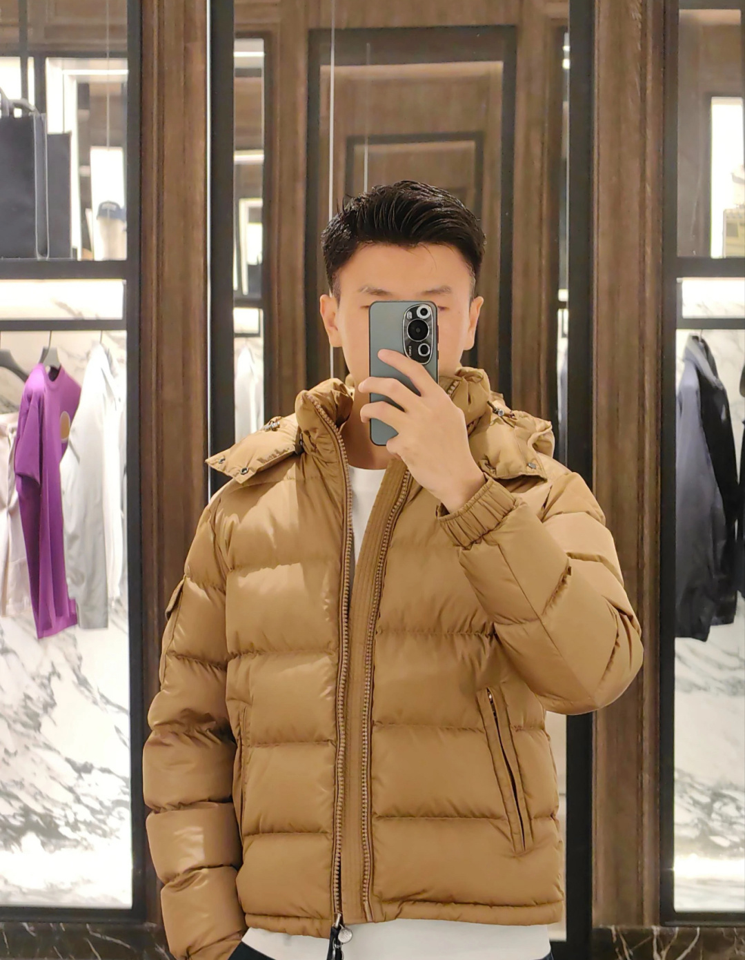 上身效果｜Moncler王牌经典,2025全新上市.Maya(全新科技尼龙)男士哑光短款羽绒夹克外套.限