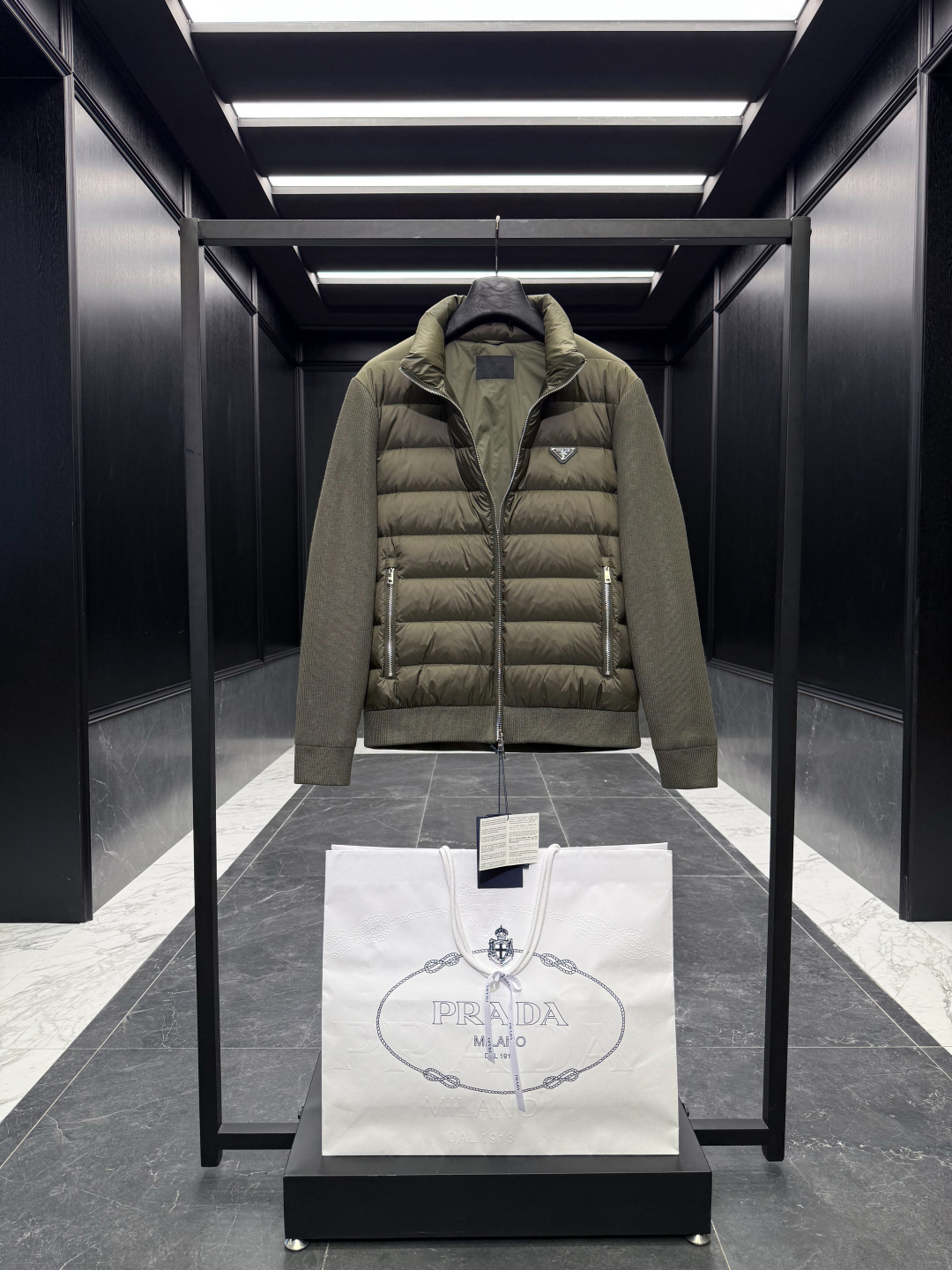 普拉达 Prada 高级成衣风衣外套及大衣服饰 #3D61E37C 3