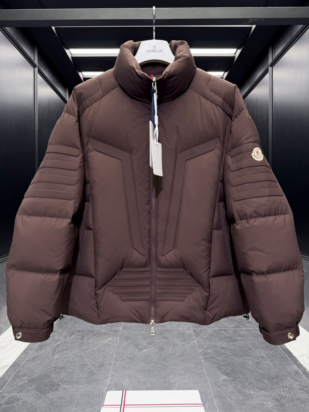 特级羽绒⬆️Moncler Matt Black3144欧洲限定款.2025全新重工机甲风异型裁剪立领羽