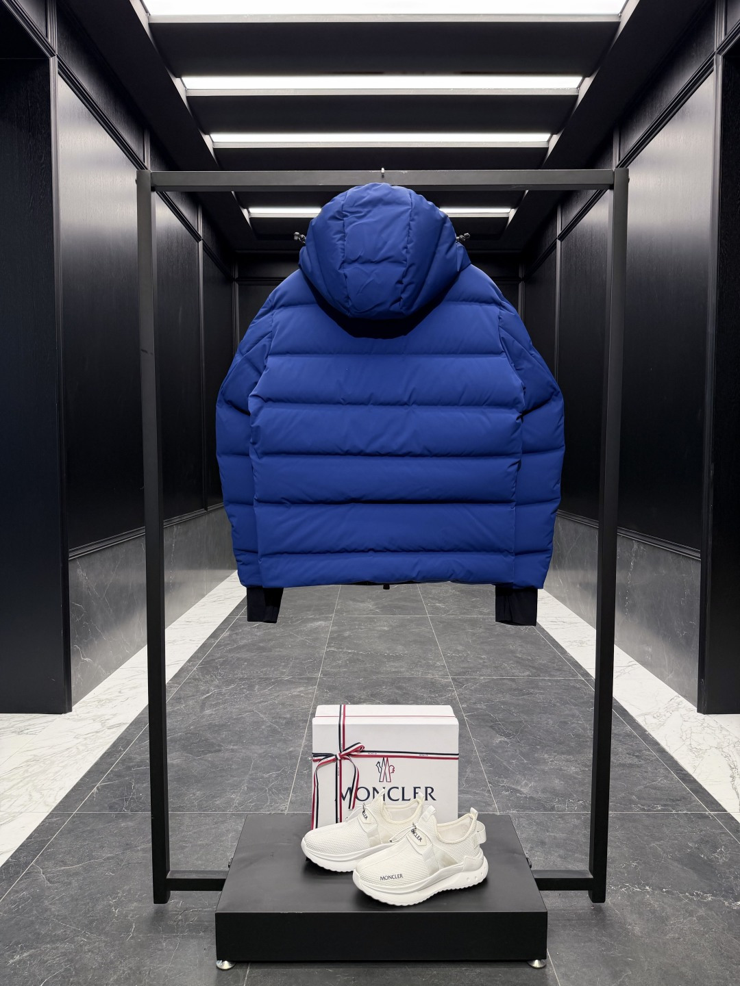 特级羽绒⬆️Moncler Montgetech(限定蓝色)高端男士短款羽绒夹克外套.柜台2w开外的高端