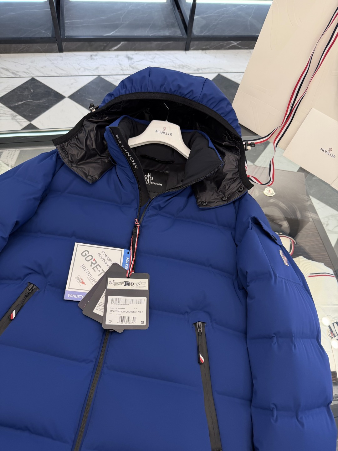 Moncler Montgetech(限定蓝色)高端男士短款羽绒夹克外套.太漂亮了这个配色.必须自留.更