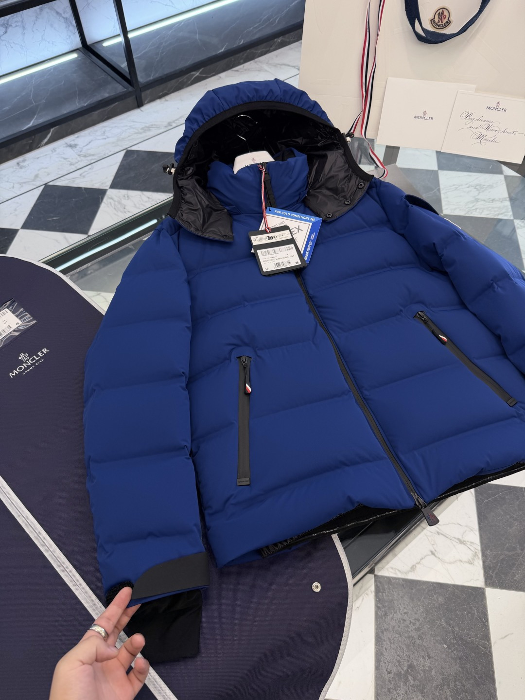 Moncler Montgetech(限定蓝色)高端男士短款羽绒夹克外套.太漂亮了这个配色.必须自留.更