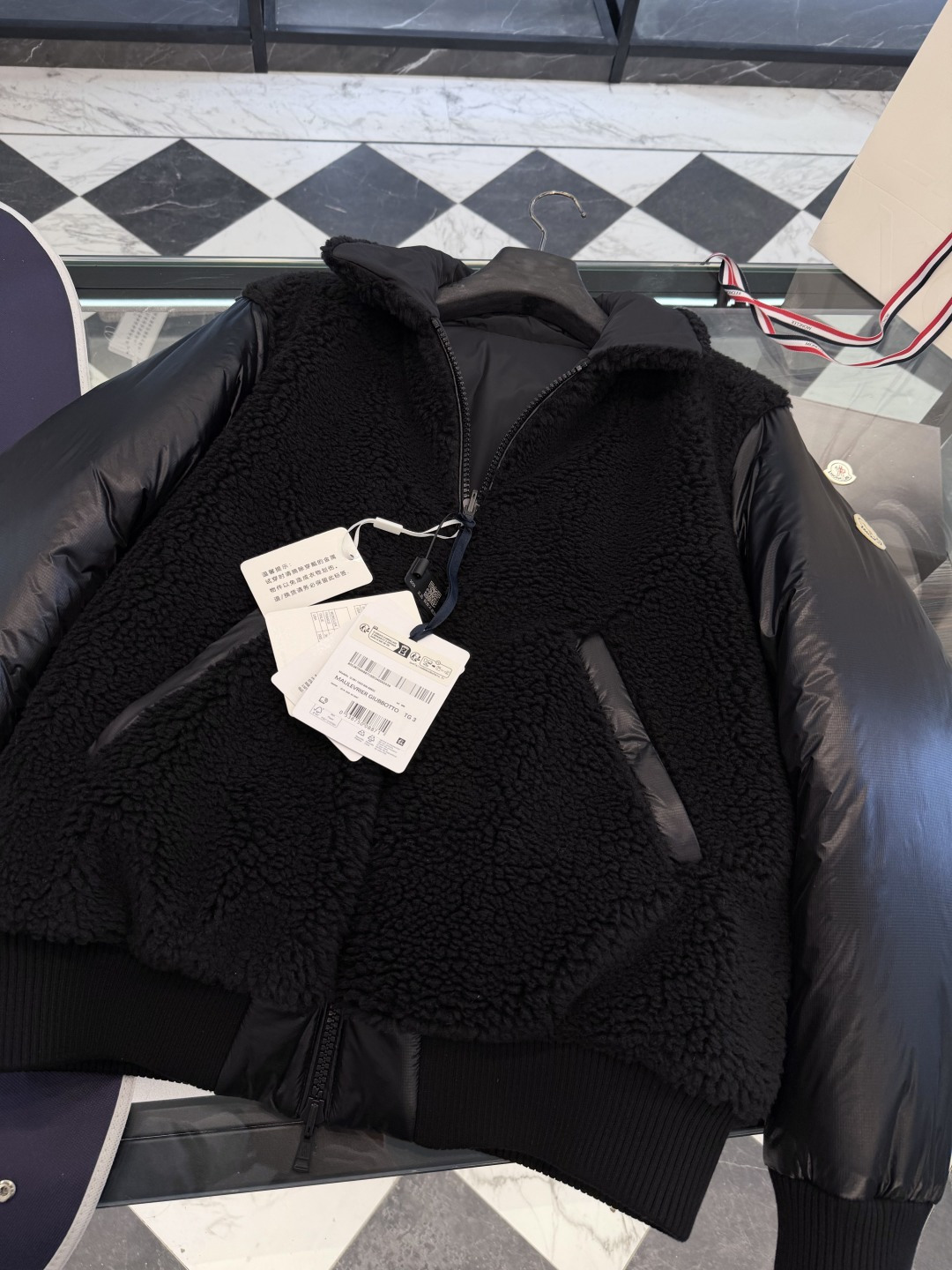 Moncler Maulevrier男士双面泰迪绒飞行员羽绒夹克外套.两面穿搭.更多细节实拍.