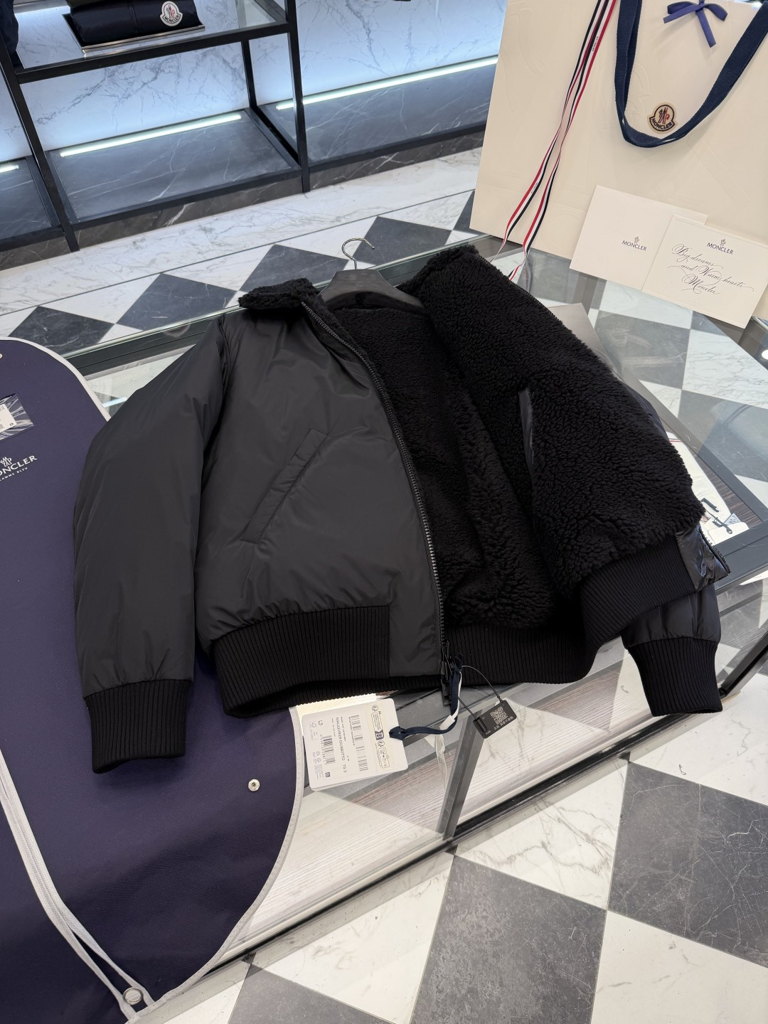 Moncler Maulevrier男士双面泰迪绒飞行员羽绒夹克外套.两面穿搭.更多细节实拍.