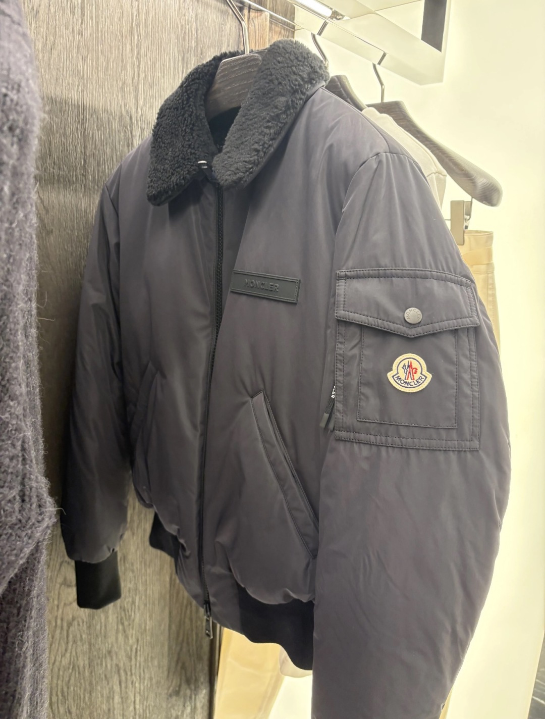 Moncler Maulevrier男士双面泰迪绒飞行员羽绒夹克外套.两面穿搭.柜台实拍参考.