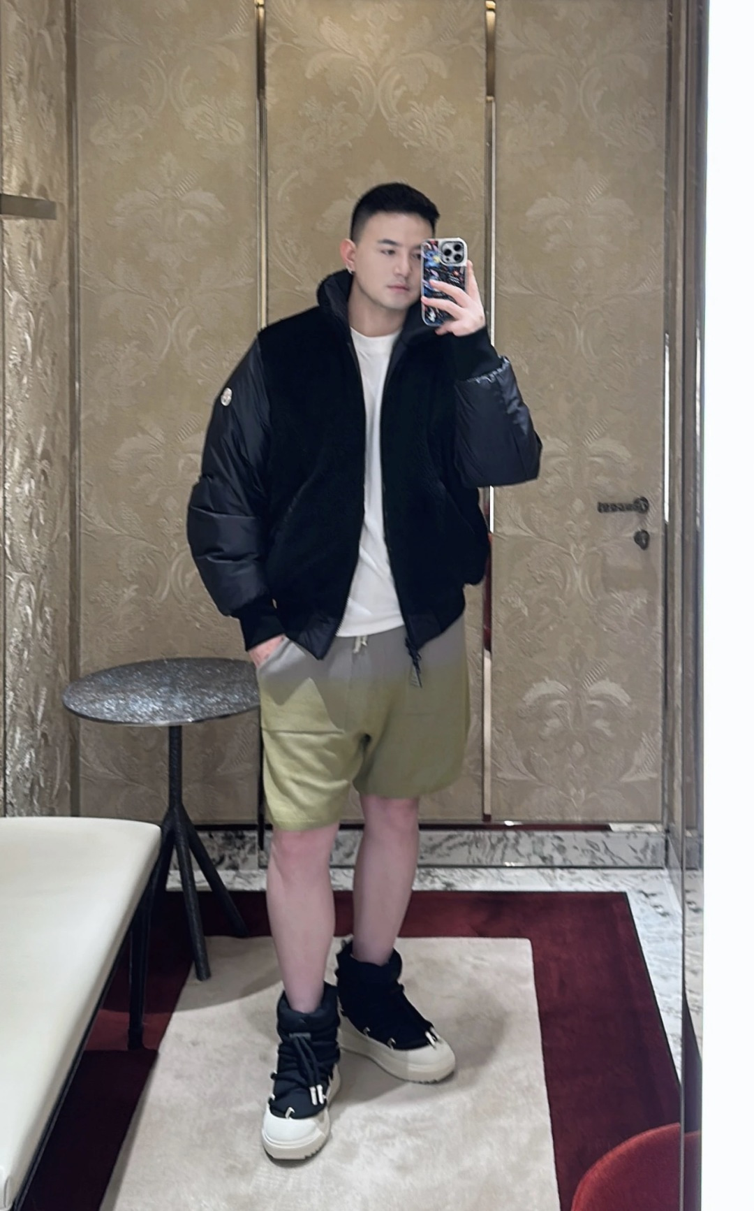 上身效果｜Moncler Maulevrier男士双面泰迪绒飞行员羽绒夹克外套.两面穿搭.双重锁温.