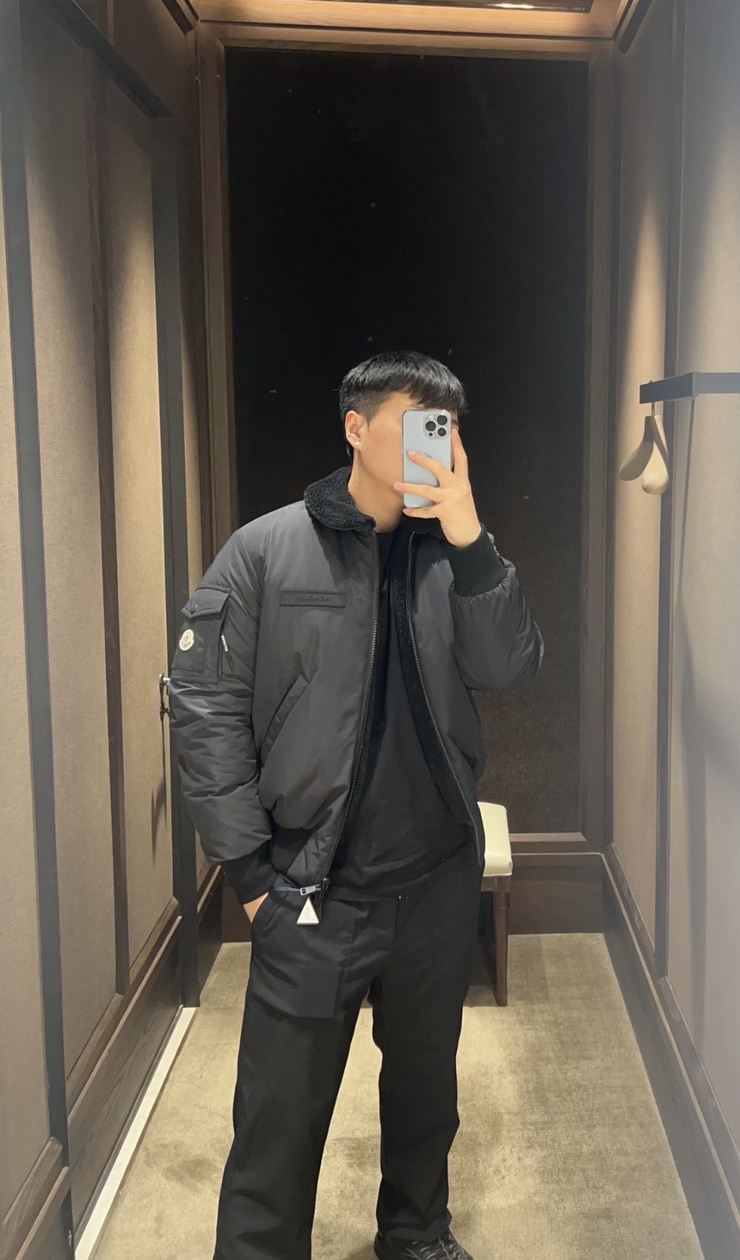 上身效果｜Moncler Maulevrier男士双面泰迪绒飞行员羽绒夹克外套.两面穿搭.双重锁温.