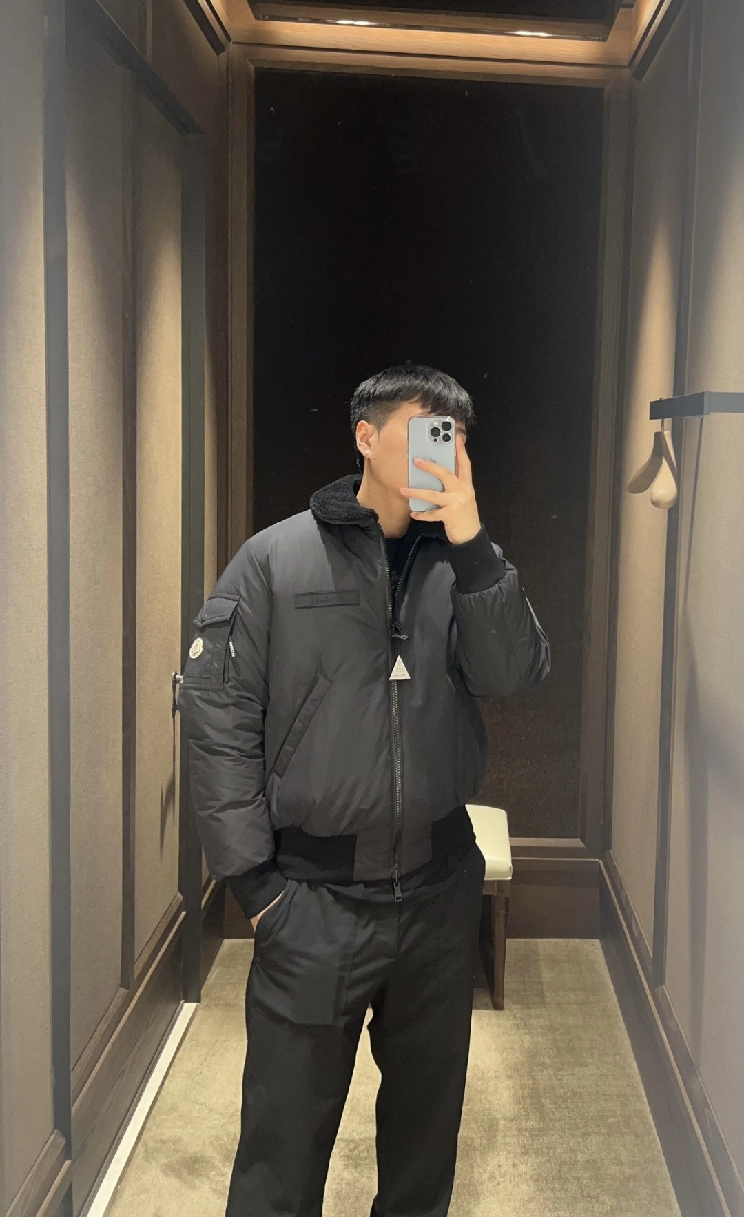 上身效果｜Moncler Maulevrier男士双面泰迪绒飞行员羽绒夹克外套.两面穿搭.双重锁温.