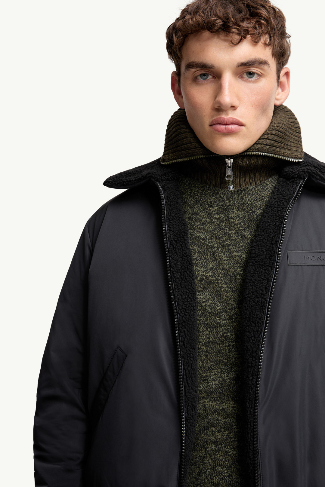 . 520566_710 520566_710