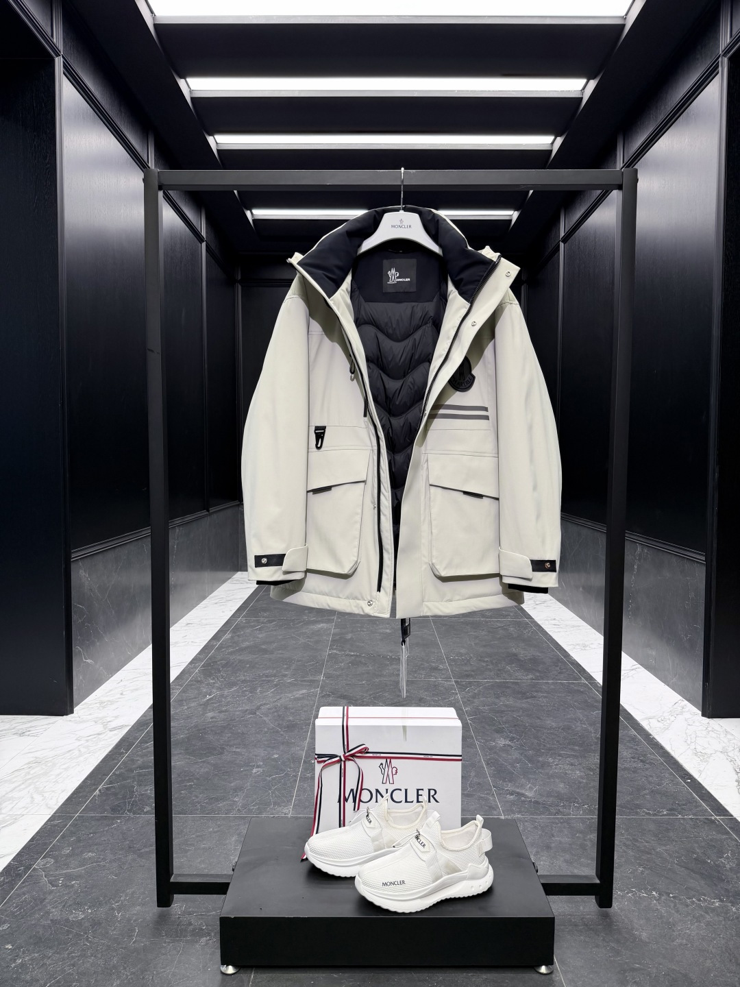 特级爆款⬆️Moncler Genius天才设计师系列. Moncler x Pharrell Will