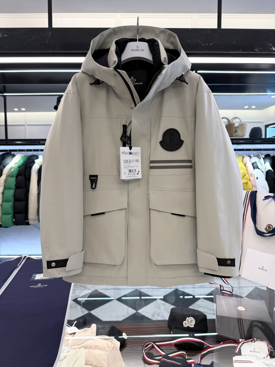 . 520650_780 520650_780