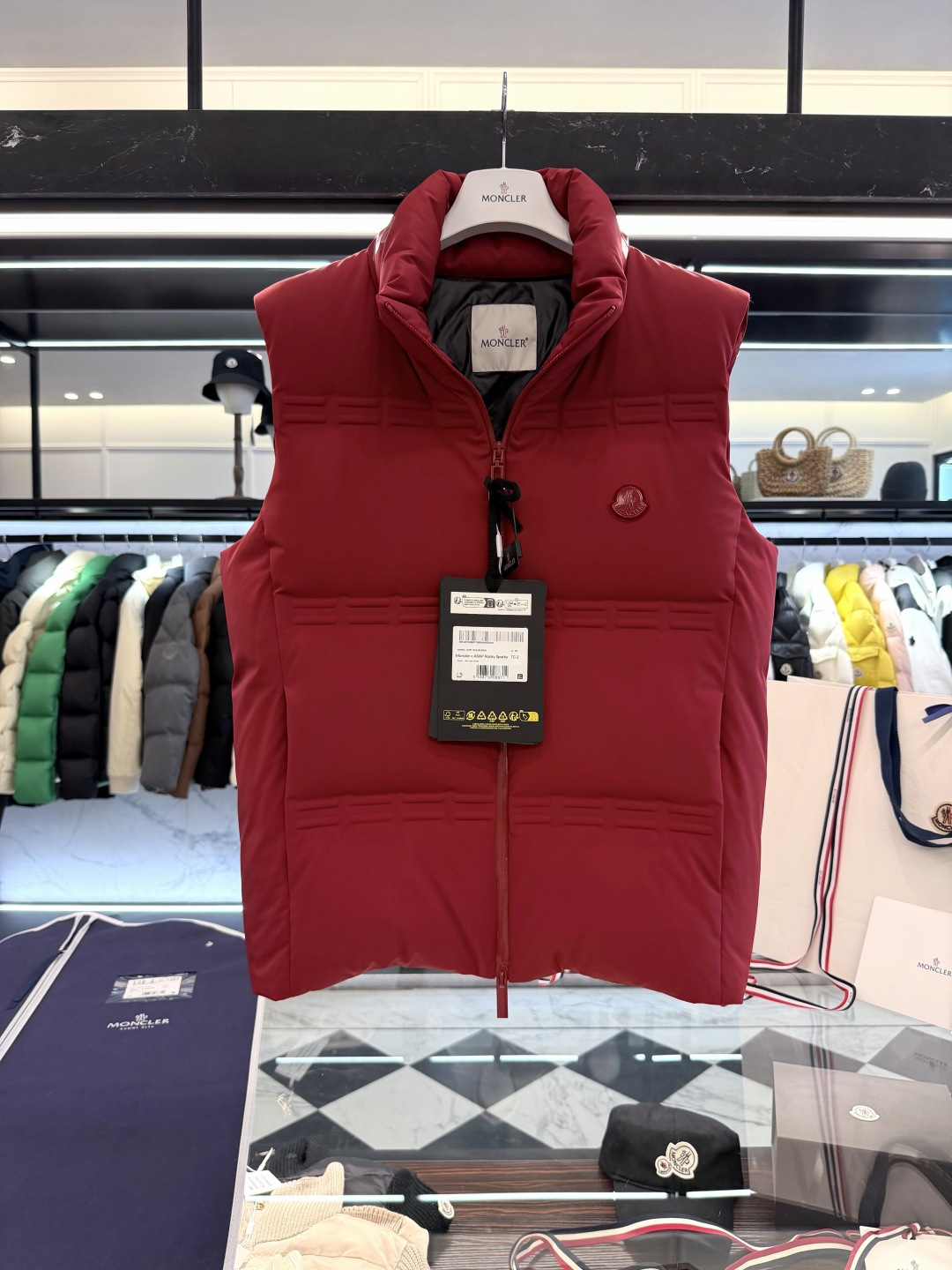 . 520666_610 520666_610