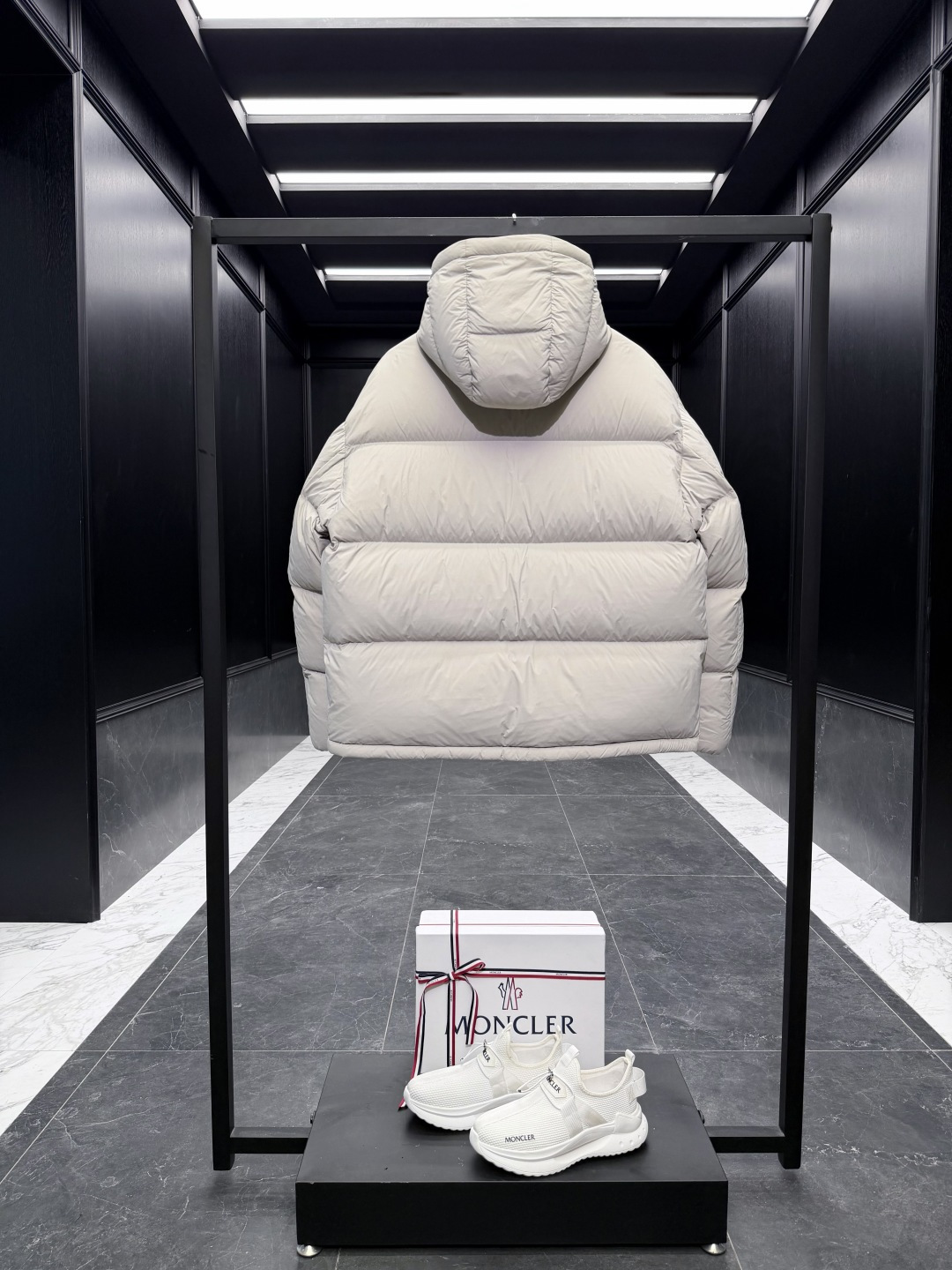 特级羽绒⬆️Moncler Meriera男士连帽短款羽绒夹克外套.2025全新王牌爆款.冰灰配色,太高