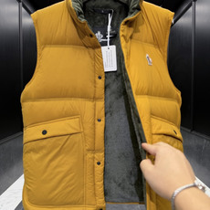 特级羽绒⬆️Moncler Grenoble高端黑标滑雪系列Aul厚款立领毛绒内里羽绒马甲.顶级鹅颈绒填充.条码款号齐全 特级羽绒⬆️Moncler Grenoble高端黑标滑雪系列Aul厚款立领毛绒内里羽绒马甲.顶级鹅颈绒填充.条码款号齐全