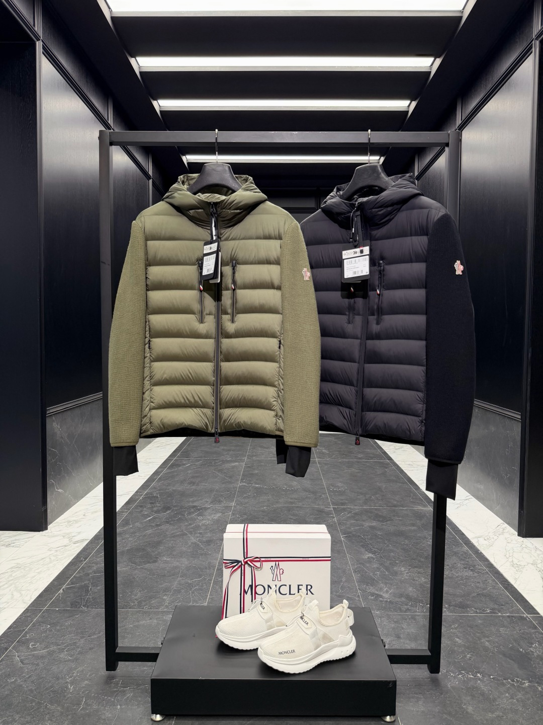 Moncler Hooded Puffer Jacket