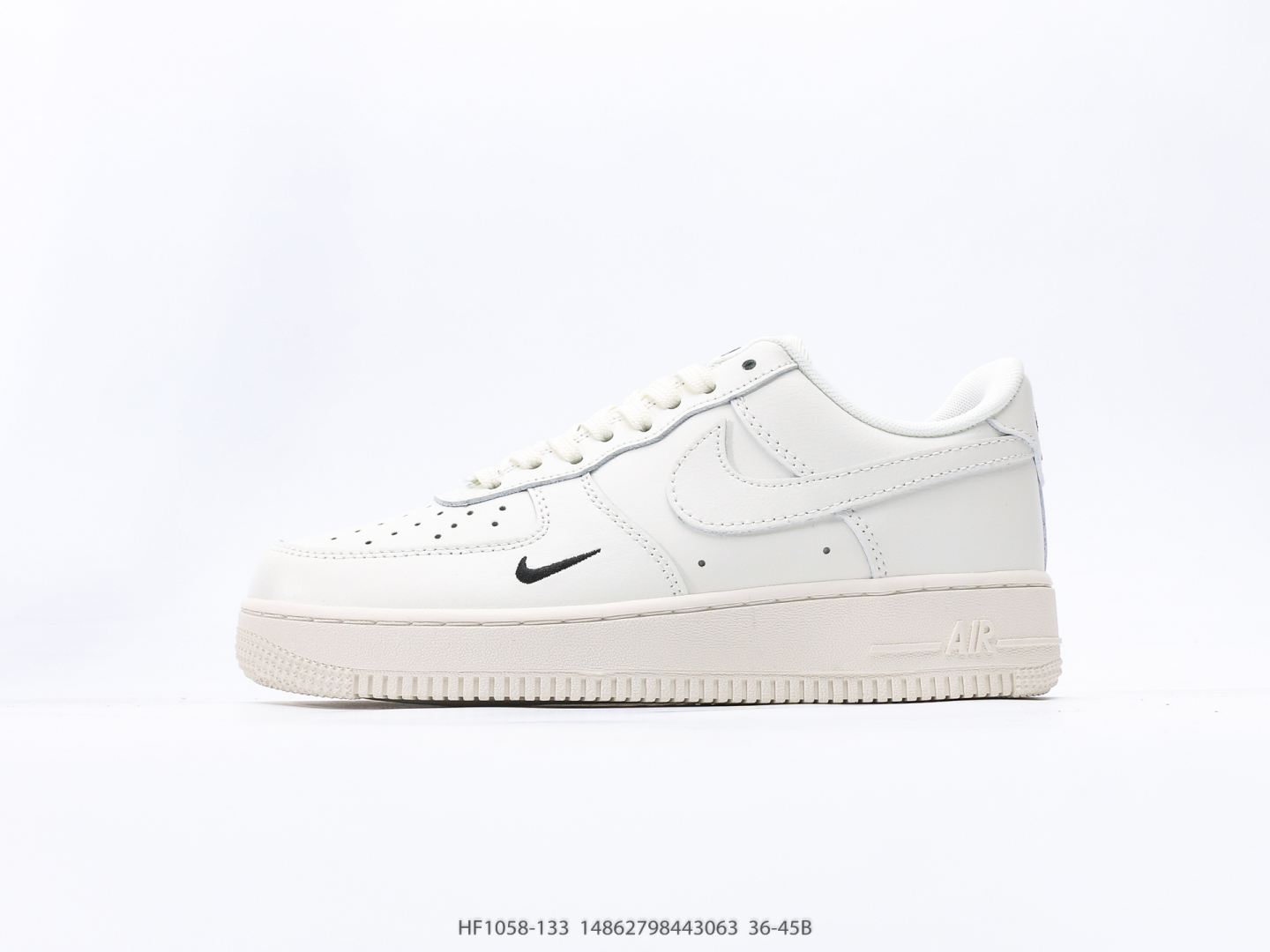 💰170 Nike AIR FORCE 1’07 Air Force 1 zapatillas deportivas informales, versátiles y de caña baja. Un rendimiento de amortiguación suave y elástico y un excelente diseño de entresuela, combinados con un aspecto retro y moderno, crean Force 1, que ha sido popular en todo el mundo durante más de 30 años. Talla: 36 36.5 37.5 38 38.5 39 40 40.5 41 42 42.5 43 44 45. Tamaño: HF1058-133#1486798443063