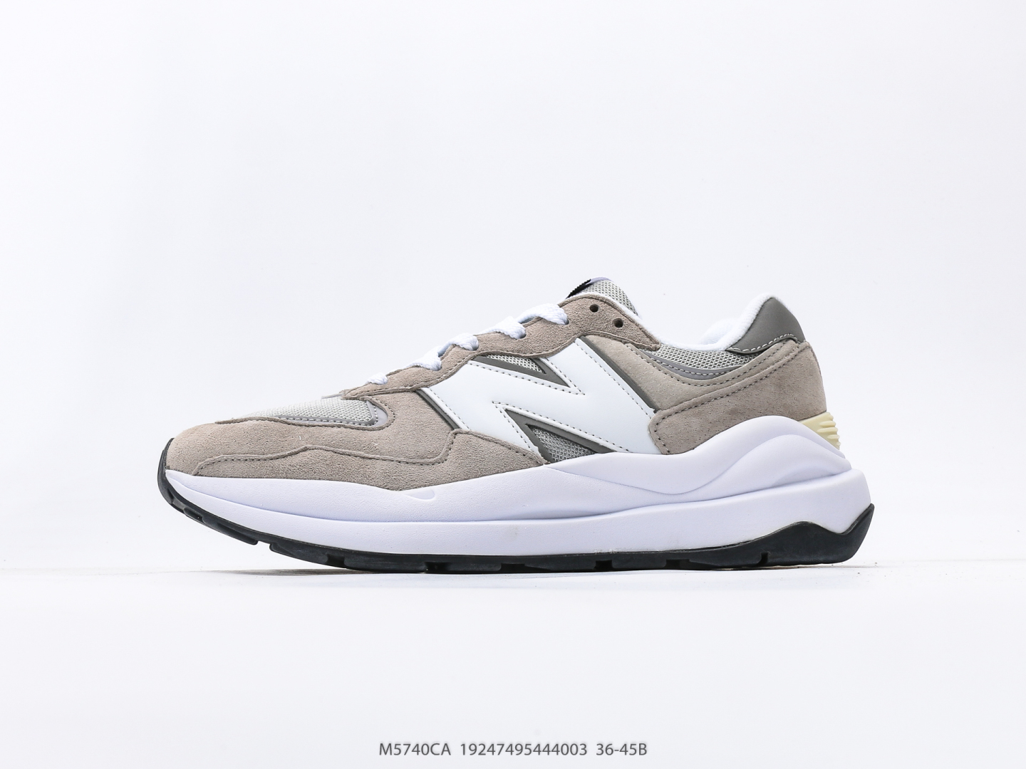 La New Balance NB5740 Retro Casual Jogger M5740CA # se ha reinventado con una variedad de materiales