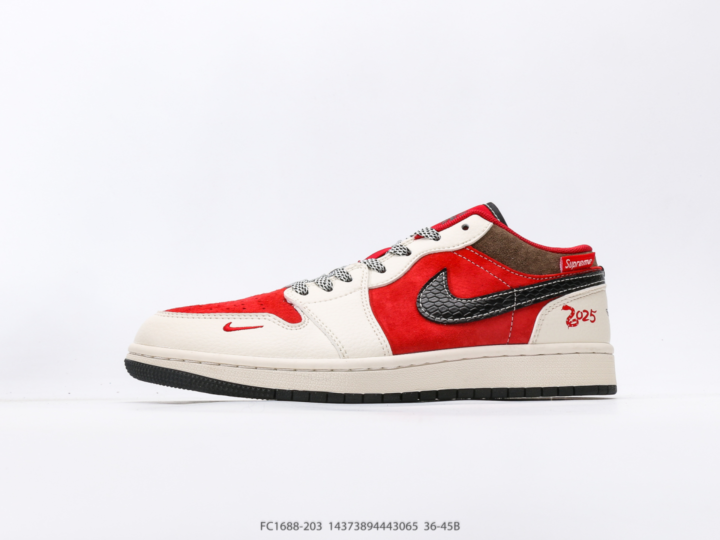 Un 270 Jordan Air Jordan 1 zapatos de baloncesto deportivo retro de ocio cultural retro de baja tope. El zapato se inspira en el diseño del primer año de 1985, y renovó la apariencia simple y clásica, lo que hace que las personas se sientan familiares y nuevas. Después de que los detalles de costura coinciden con el logotipo de bordado Wings, resalta el estilo exclusivo único de la marca Jordan. Superior de cuero, el plástico es una estructura y durabilidad sobresalientes. Tamaño: 36 36.5 37.5 38 38.5 39 40 40 42 42.5 43 44 45 Número de pasillo: FC1688-203#14373894443065