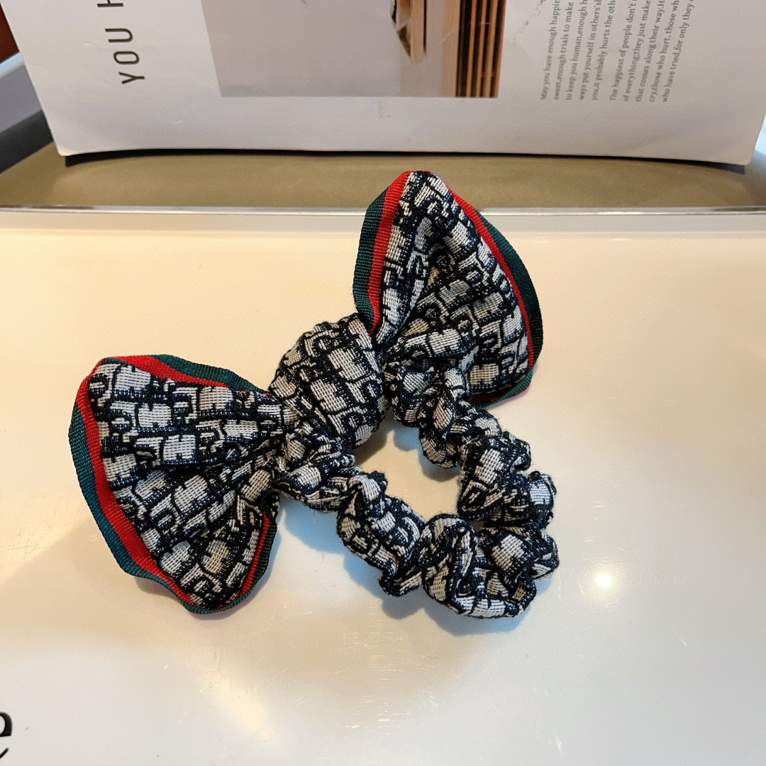Luxury Dior Pony Hair Ring with Korean Cortex and Classic Flower Design - 图片 4