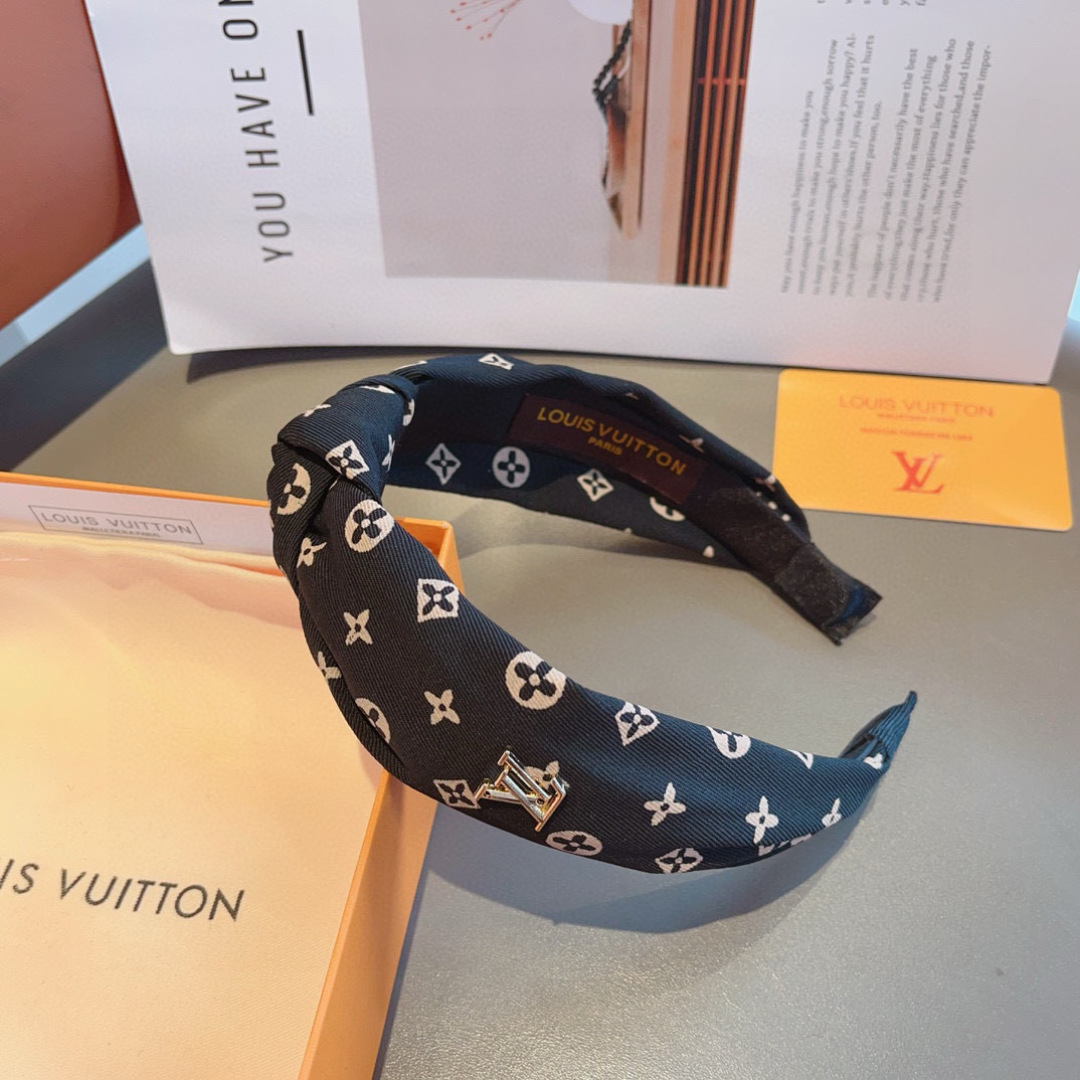 Louis Vuitton Packaging Trends: Hot New Money and Fashion Influencers on the Rise - 图片 7